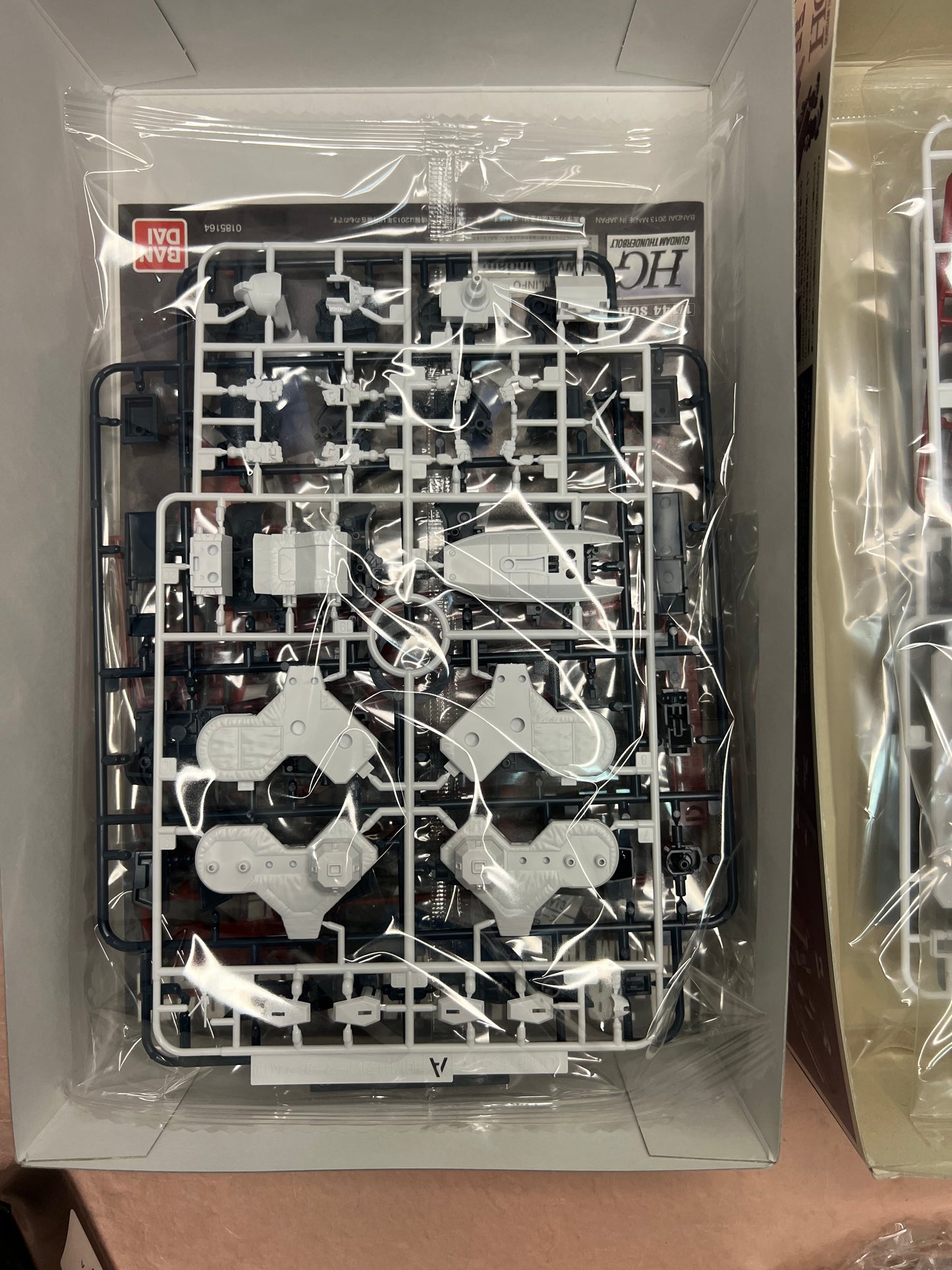 BANDAI GUNDAM Thunderbolt FA-78 FULL ARMOR HG GUNPLA 1/144 Plastic Model NEW