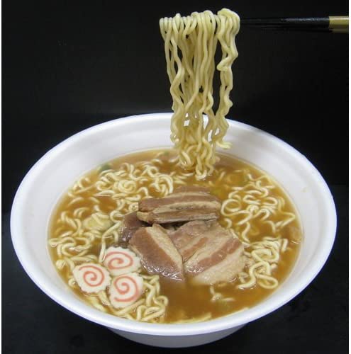 Japanese Noodles Kinchan Ramen Tonkotsu Pork Chicken Instant Cup Food Soup 156g
