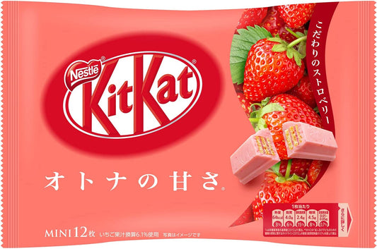 Japanese Strawberry KitKat Chocolate Crispy Biscuits Candy Sweet Nestle 135g