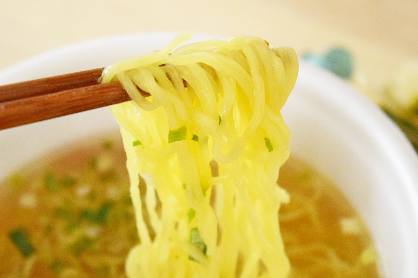 Japanese Ramen Noodles Salt HAKODATE Instant Soup Shio Seafood Cup Yamadai 108g